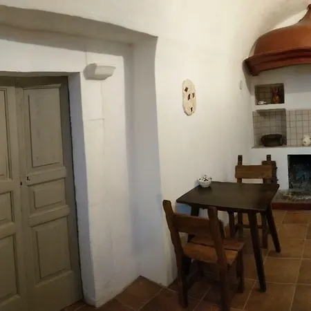 La Corte Di Sabatino * Calascio